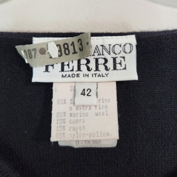 Vintage Gianfranco Ferré Black Merino Wool Blend Sweater, Size 8 ~ EUC - Picture 8 of 11